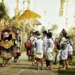 Ngelawang Barong di Bali